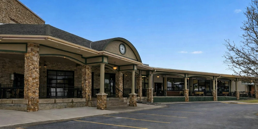 638 Lake St. - NEW PRICE! 24,320+/- SF RETAIL SPACE - INVESTMENT OPPORTUNITY