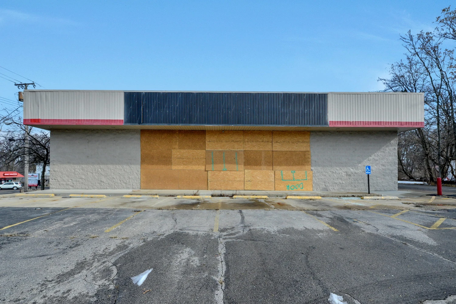 177 Lexington Ave | Freestanding Retail For Sale