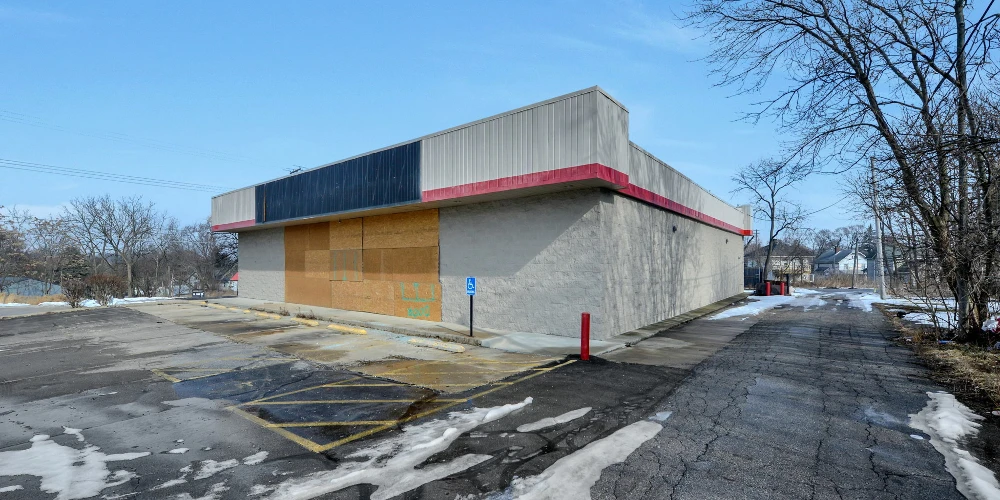177 Lexington Ave | Freestanding Retail For Sale