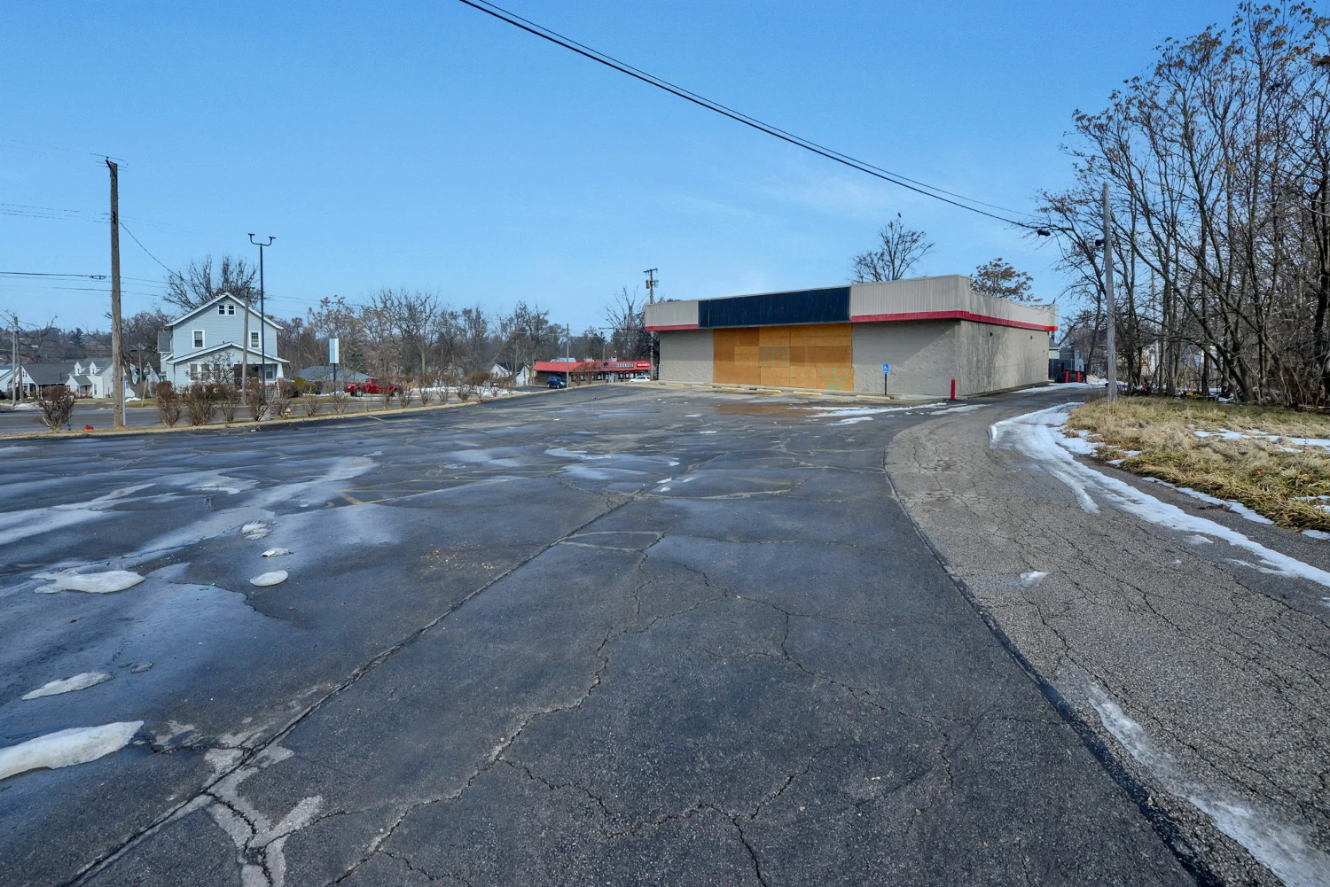 177 Lexington Ave | Freestanding Retail For Sale