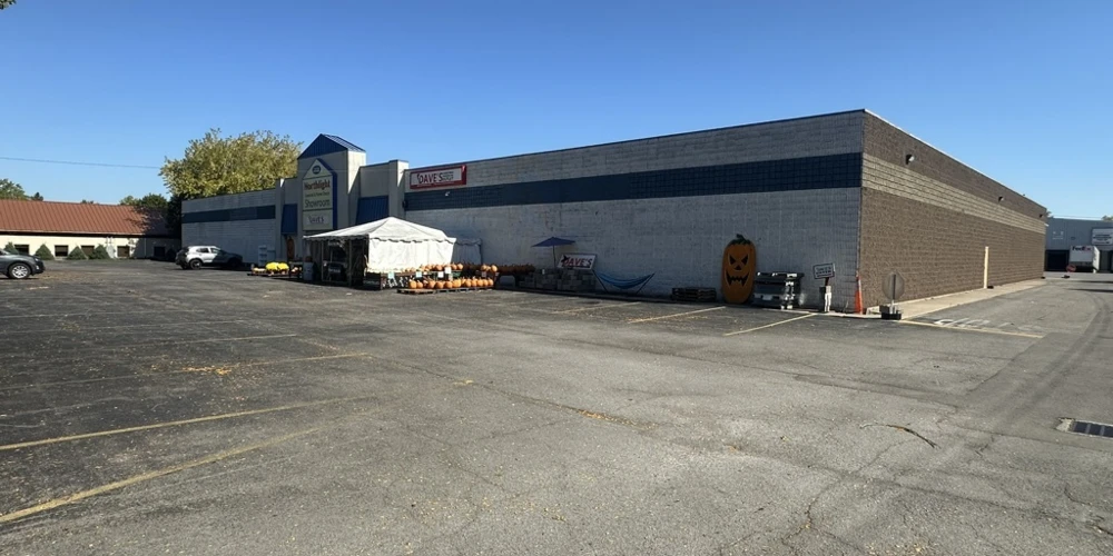 2331-2335 Union Rd -  33,280+/ SF & 72,492+/- SF Industrial/Commercial