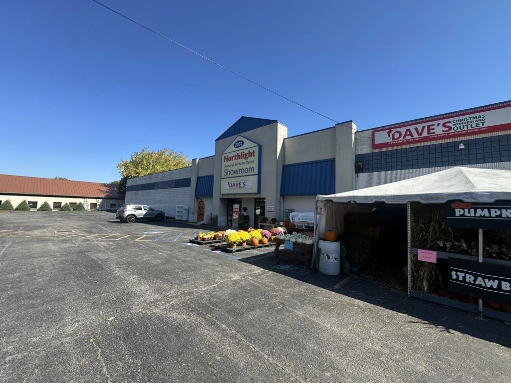 2331-2335 Union Rd -  33,280+/ SF & 72,492+/- SF Industrial/Commercial