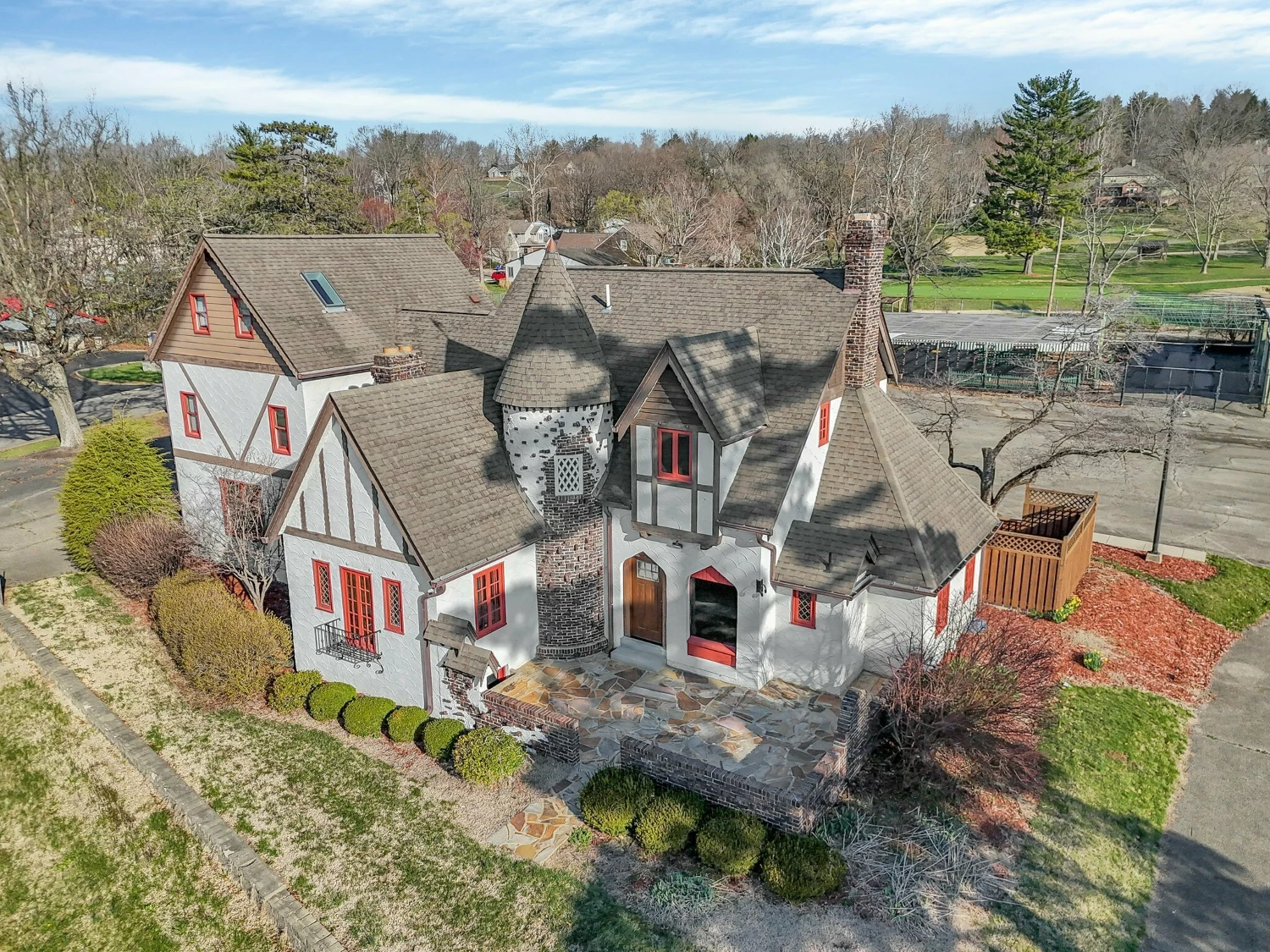 7 Saint Andrews Blvd