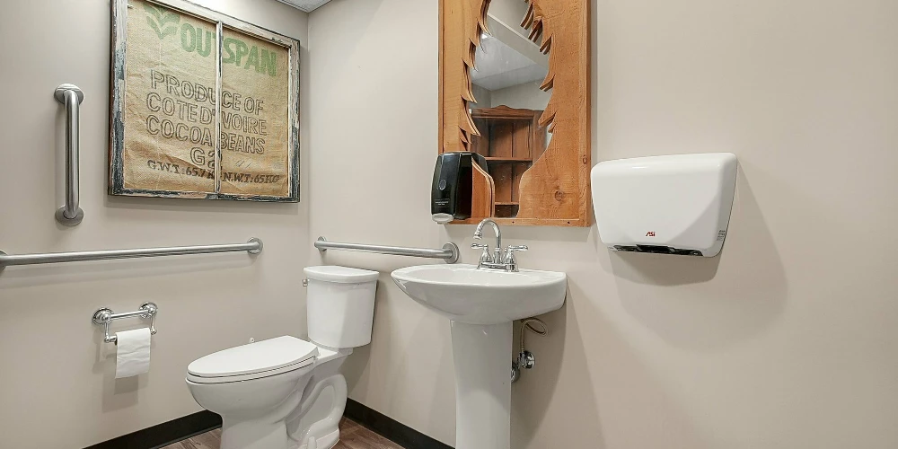 7 Saint Andrews Blvd