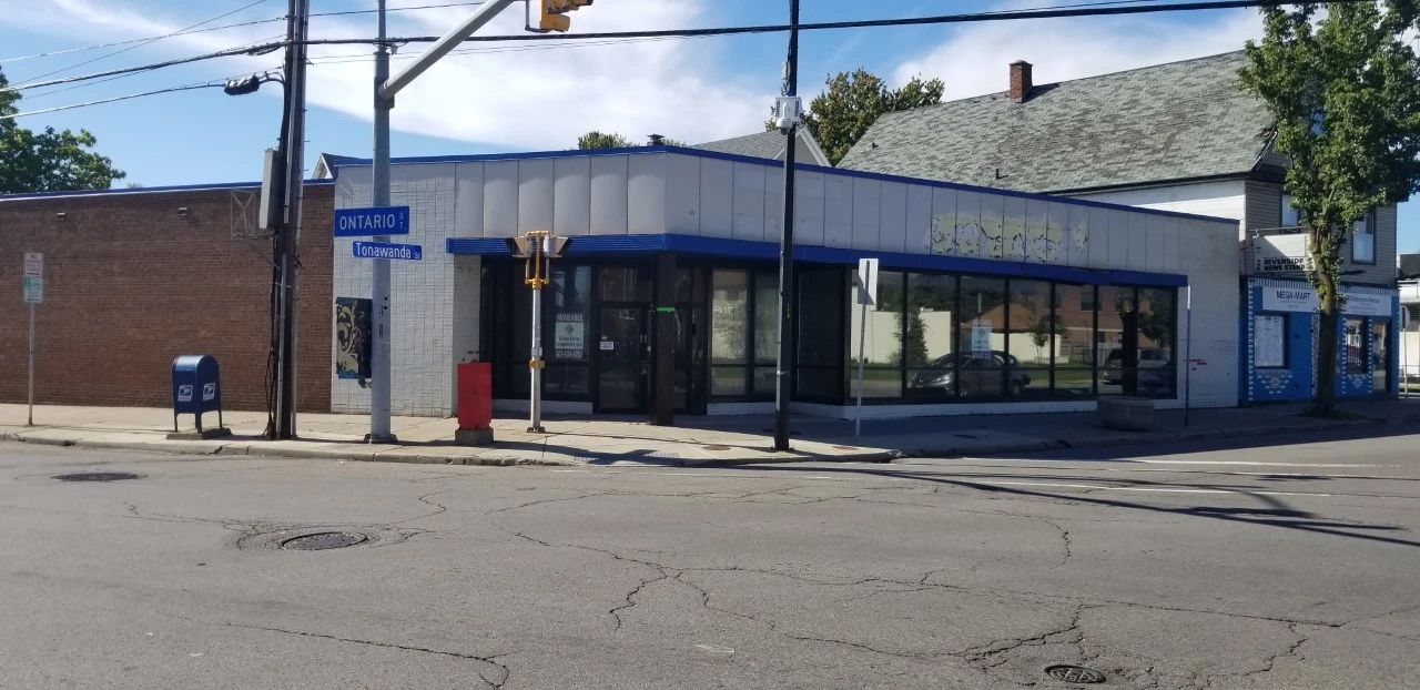 776 Tonawanda St -  Retail Space