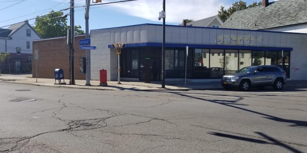 776 Tonawanda St -  Retail Space