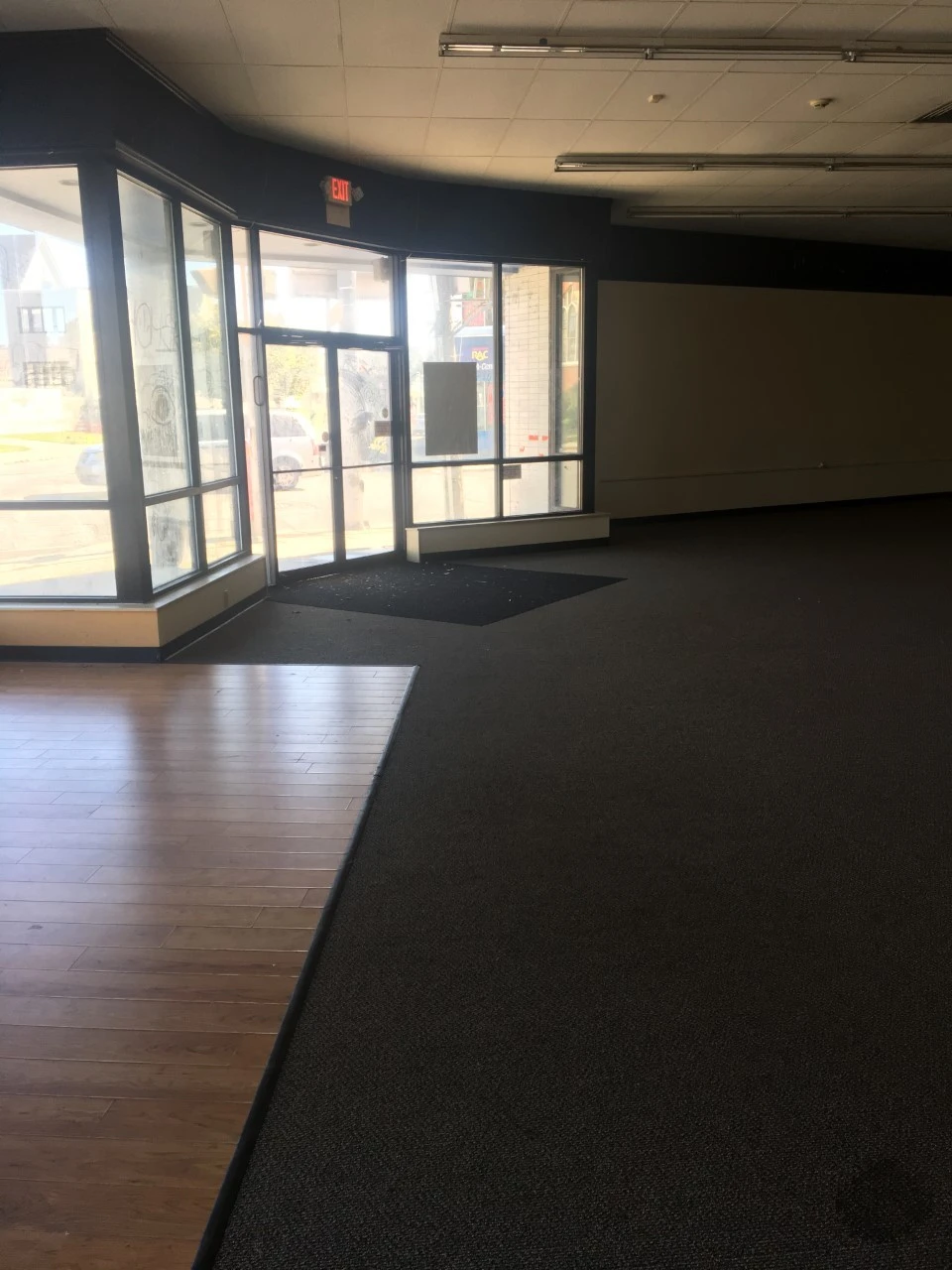 776 Tonawanda St -  Retail Space