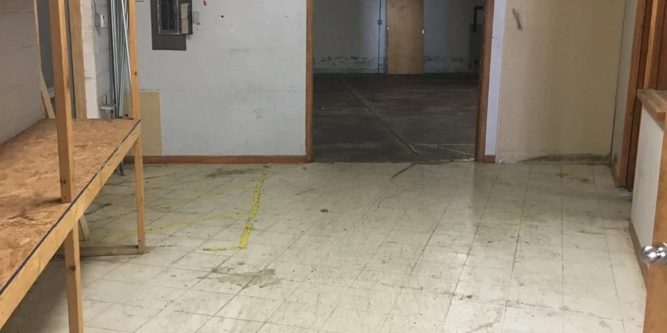 776 Tonawanda St -  Retail Space