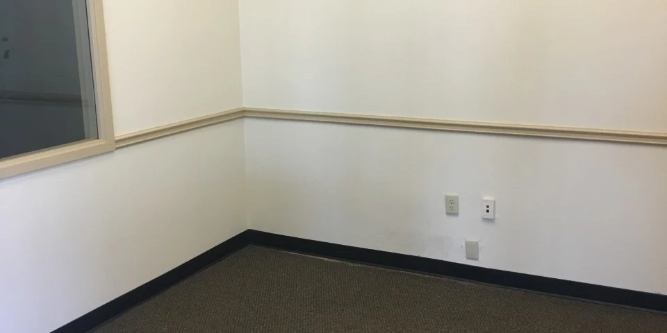 776 Tonawanda St -  Retail Space