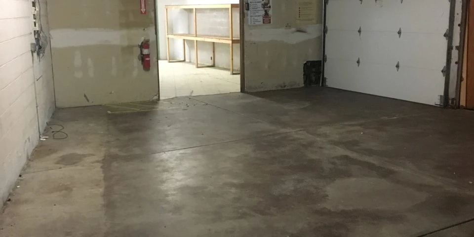 776 Tonawanda St -  Retail Space