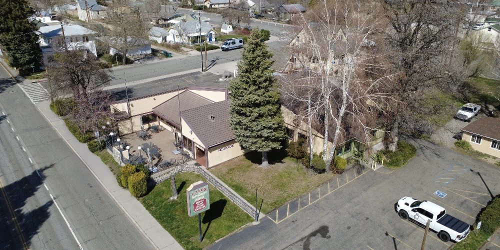 520 N Mount Shasta Blvd, Mount Shasta, CA for sale