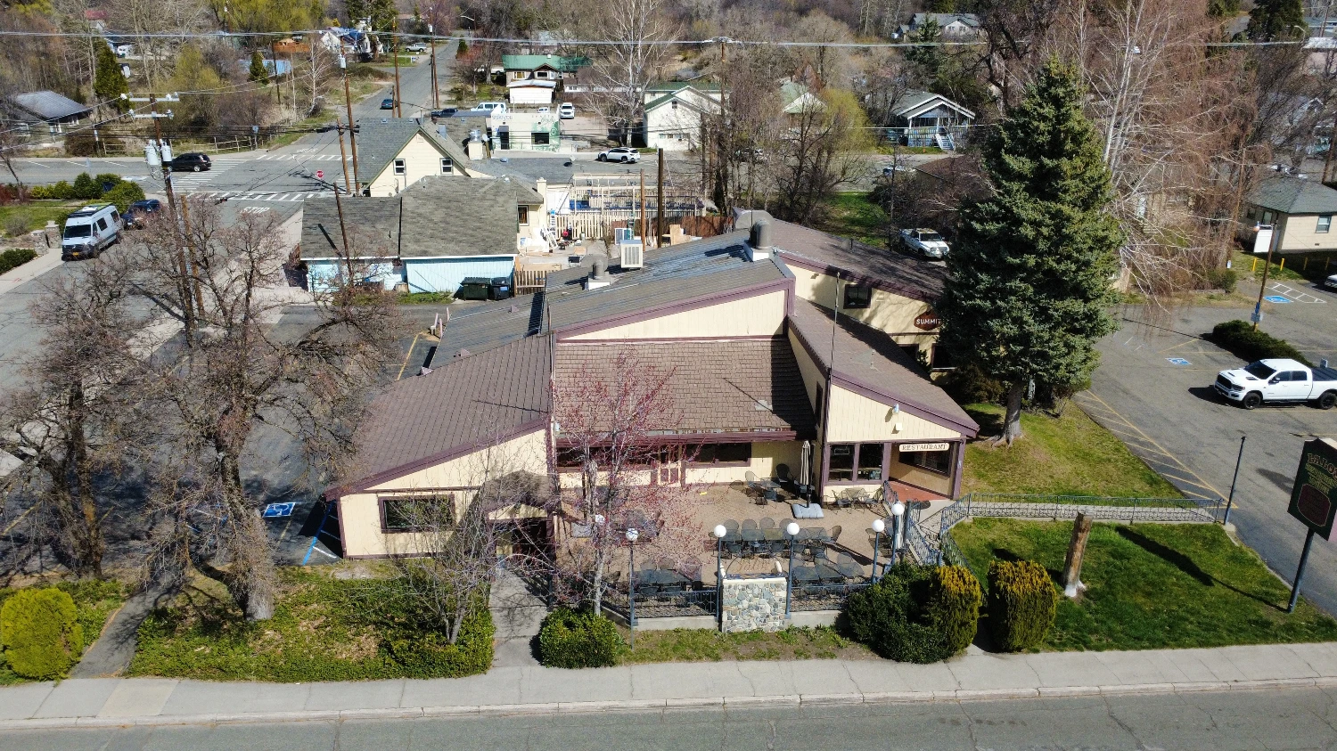520 N Mount Shasta Blvd, Mount Shasta, CA for sale