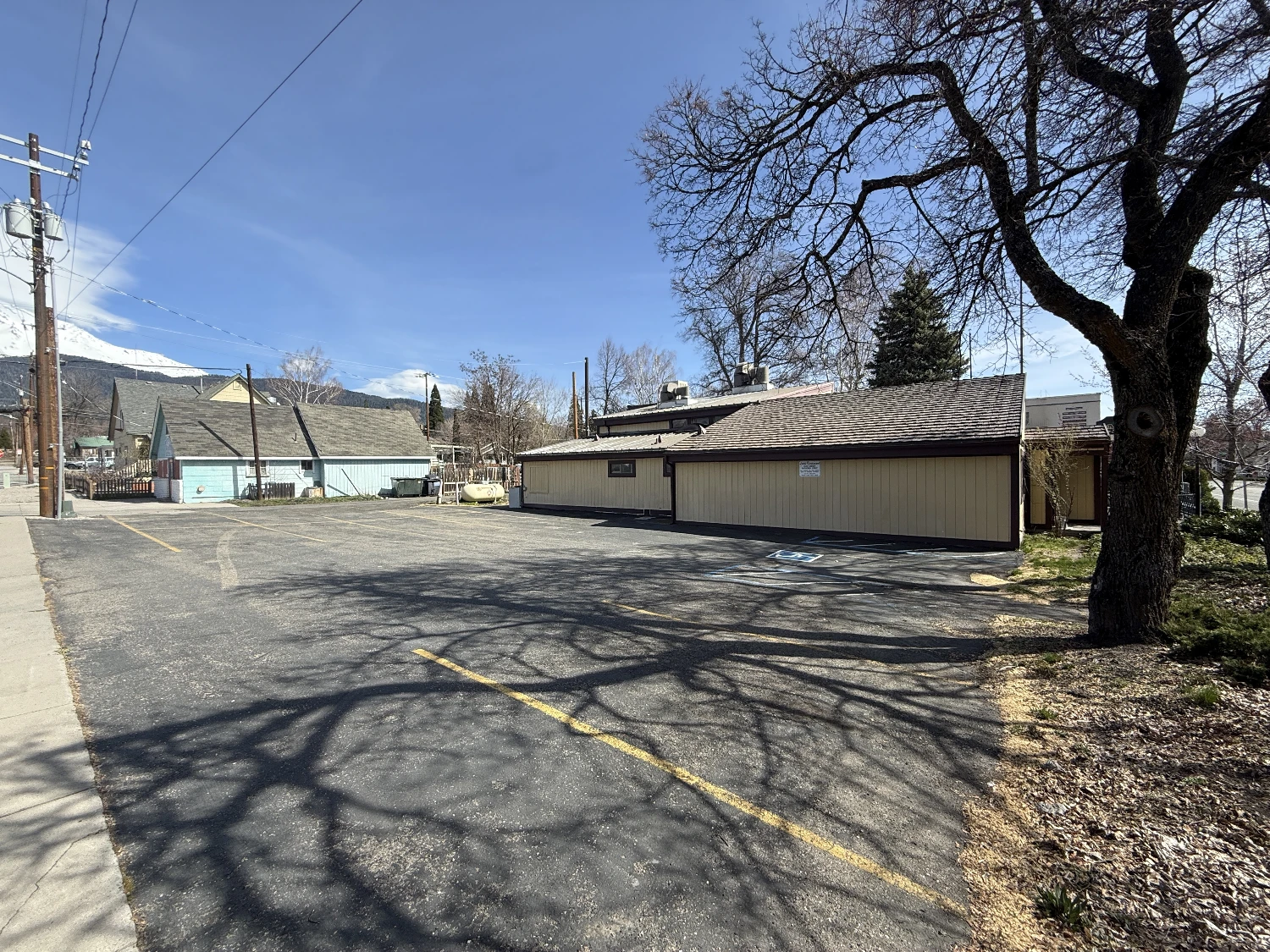 520 N Mount Shasta Blvd, Mount Shasta, CA for sale