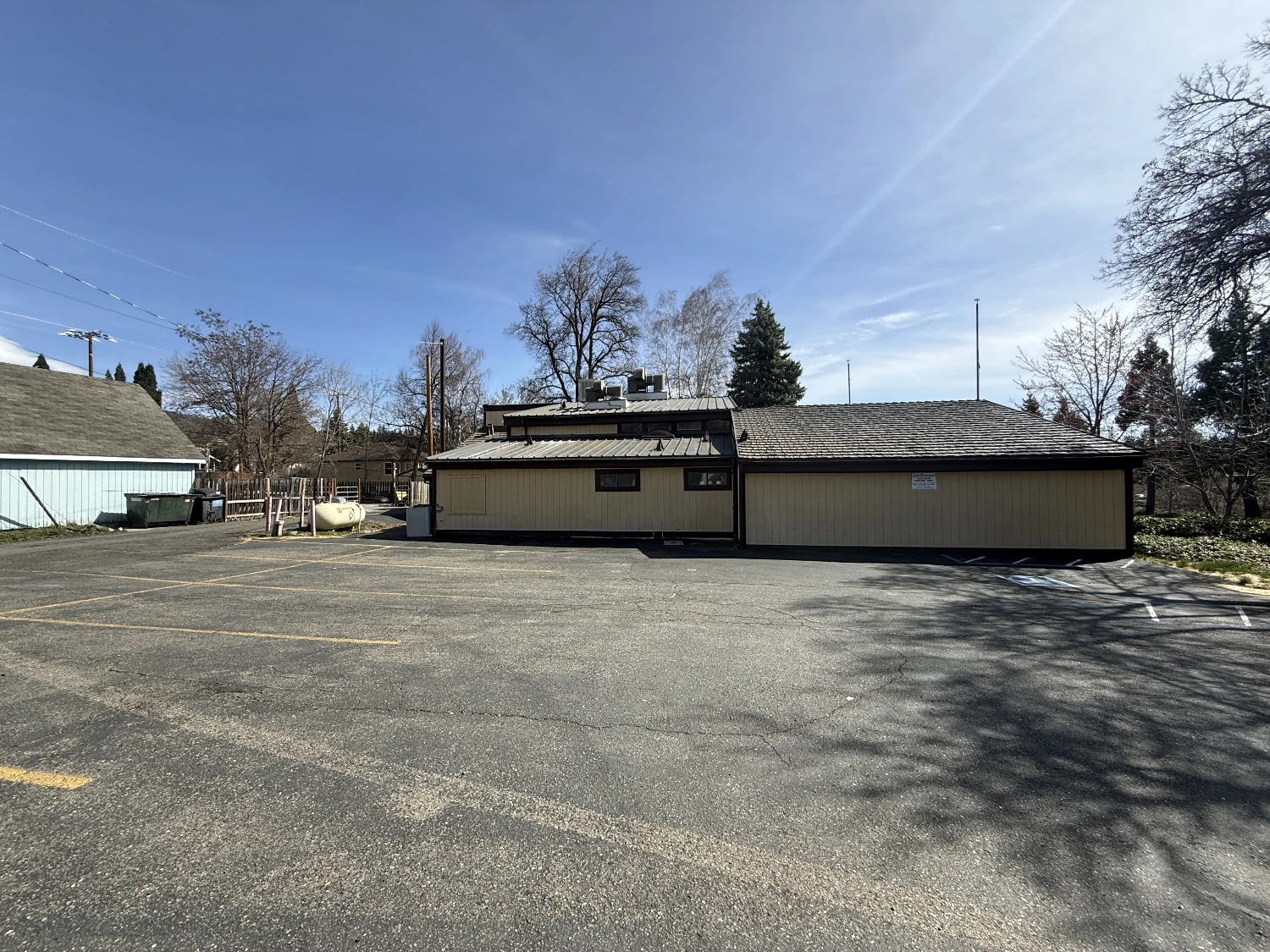 520 N Mount Shasta Blvd, Mount Shasta, CA for sale