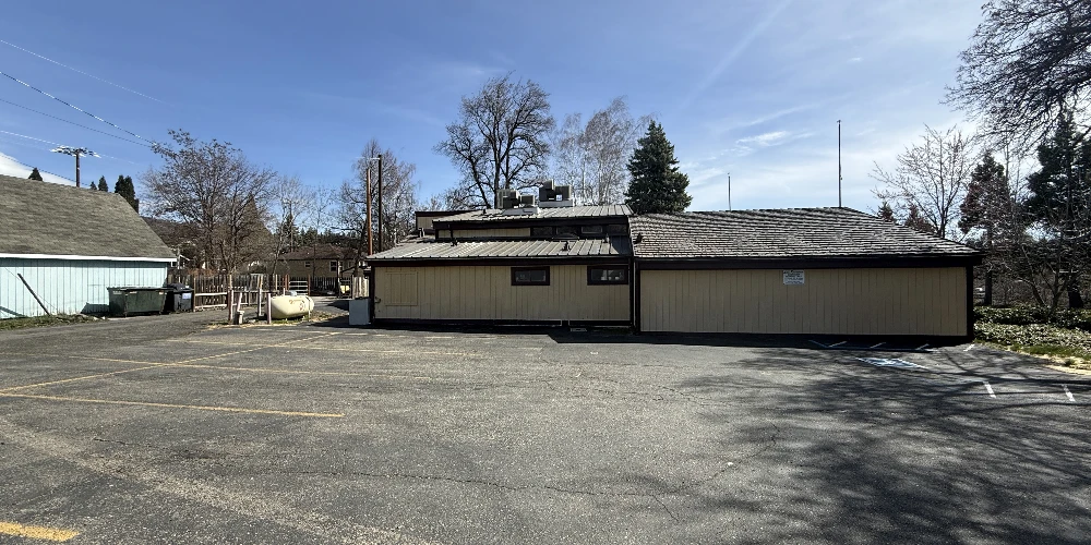 520 N Mount Shasta Blvd, Mount Shasta, CA for sale