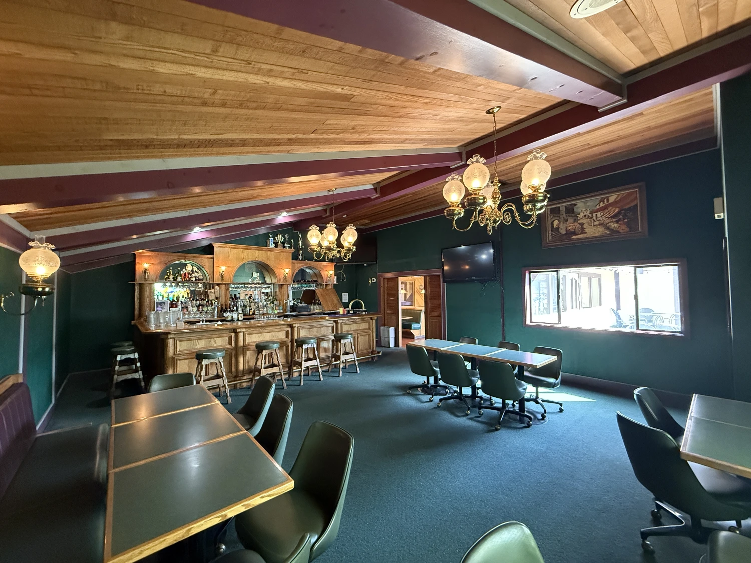 520 N Mount Shasta Blvd, Mount Shasta, CA for sale