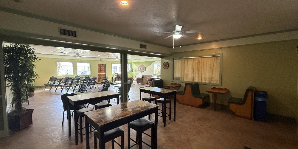 520 N Mount Shasta Blvd, Mount Shasta, CA for sale
