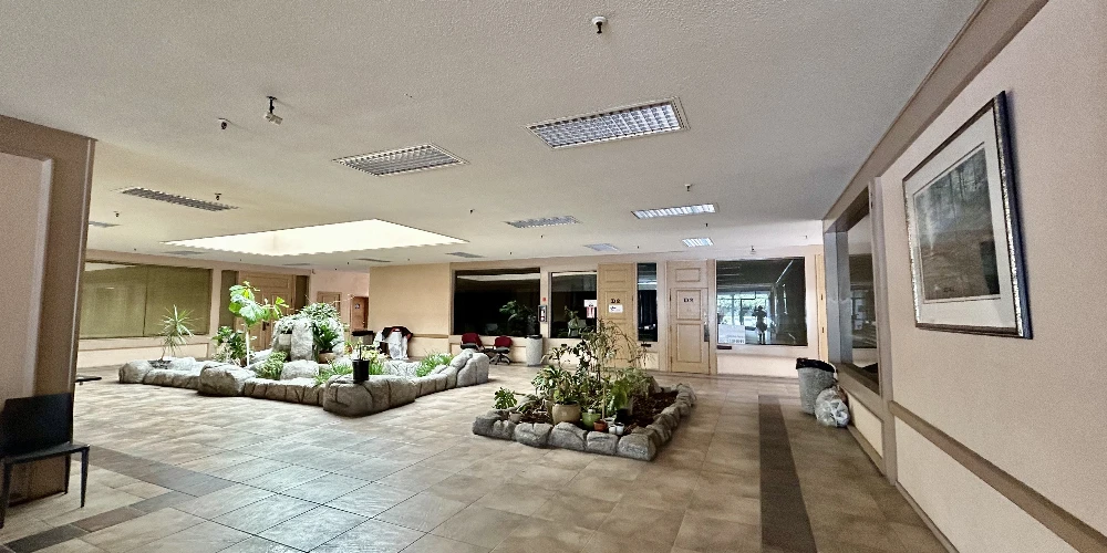 Global Plaza