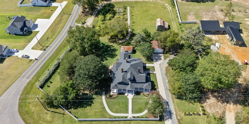 2239 Barber Mill