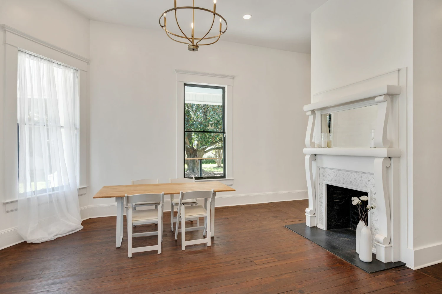 2239 Barber Mill