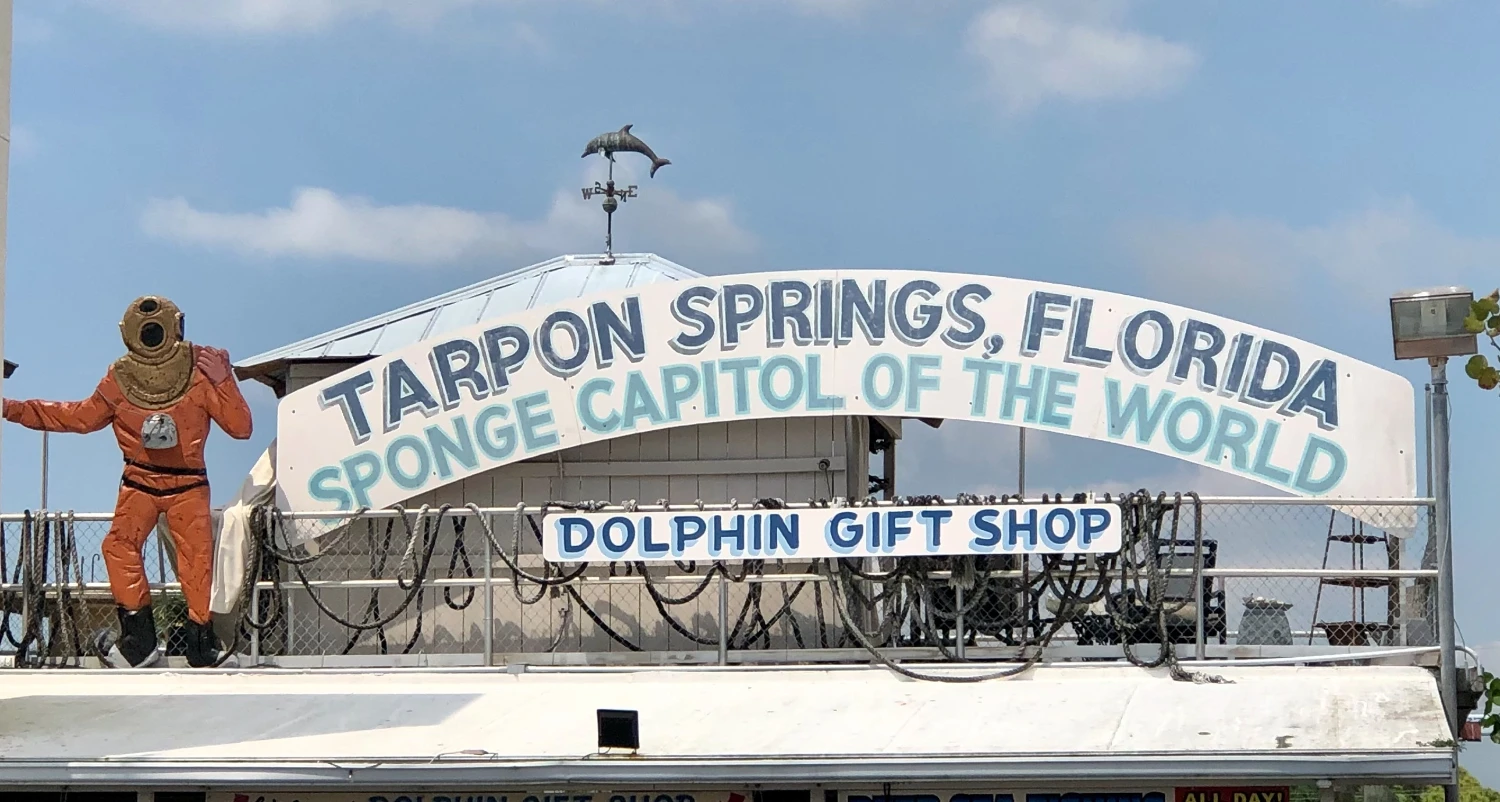 INCOME PRODUCING WATERFRONT RETAIL AND RESTAURANT IN TARPON SPRINGS HISTORIC SPONGE DOCKS 