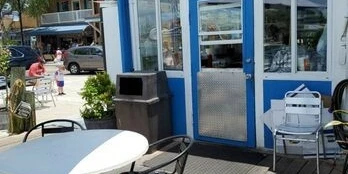 INCOME PRODUCING WATERFRONT RETAIL AND RESTAURANT IN TARPON SPRINGS HISTORIC SPONGE DOCKS 