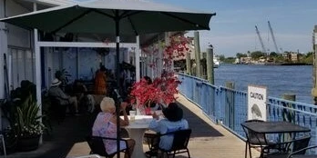 INCOME PRODUCING WATERFRONT RETAIL AND RESTAURANT IN TARPON SPRINGS HISTORIC SPONGE DOCKS 