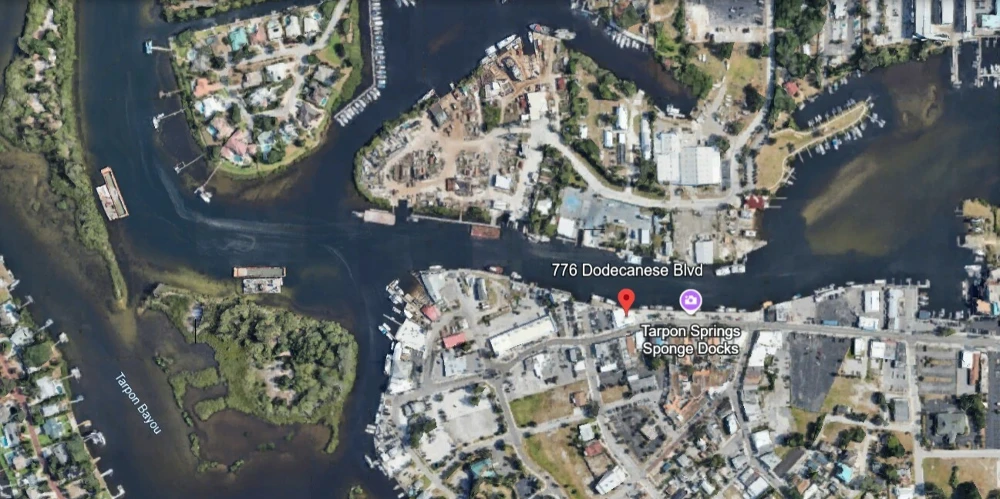 INCOME PRODUCING WATERFRONT RETAIL AND RESTAURANT IN TARPON SPRINGS HISTORIC SPONGE DOCKS 