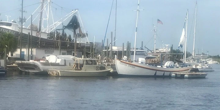INCOME PRODUCING WATERFRONT RETAIL AND RESTAURANT IN TARPON SPRINGS HISTORIC SPONGE DOCKS 