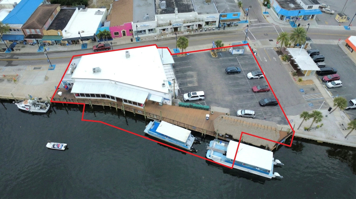 INCOME PRODUCING WATERFRONT RETAIL AND RESTAURANT IN TARPON SPRINGS HISTORIC SPONGE DOCKS 