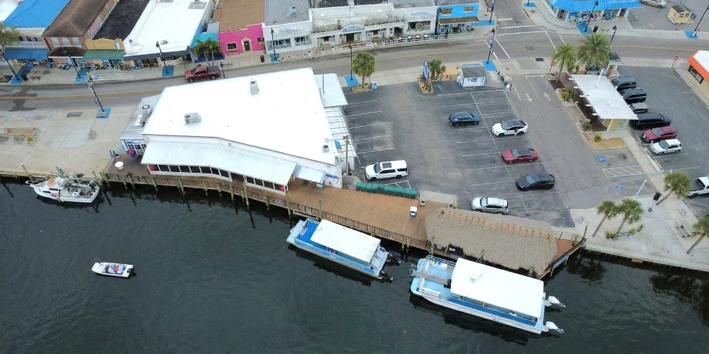 INCOME PRODUCING WATERFRONT RETAIL AND RESTAURANT IN TARPON SPRINGS HISTORIC SPONGE DOCKS 