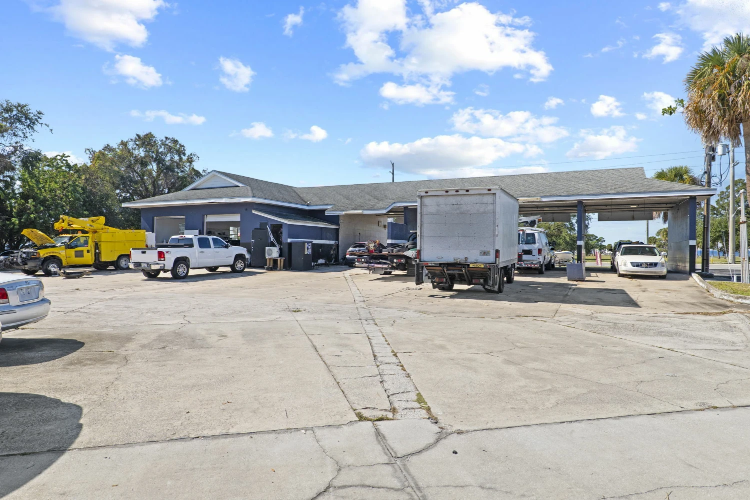 MELBOURNE AIRPORT RETAIL FOR SALE!