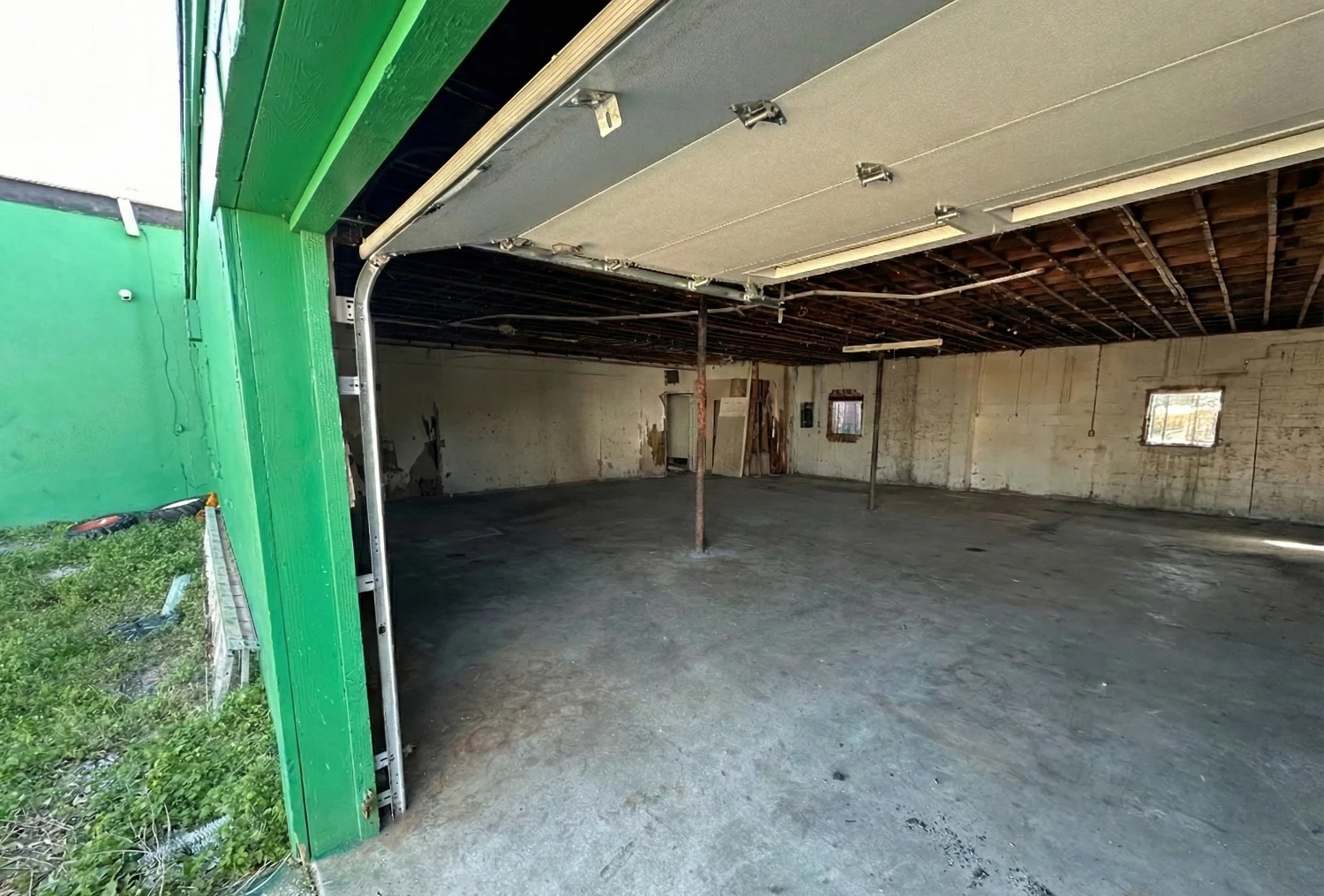 Premier Waterfront Commercial Opportunity | High Visibility US-19 Frontage