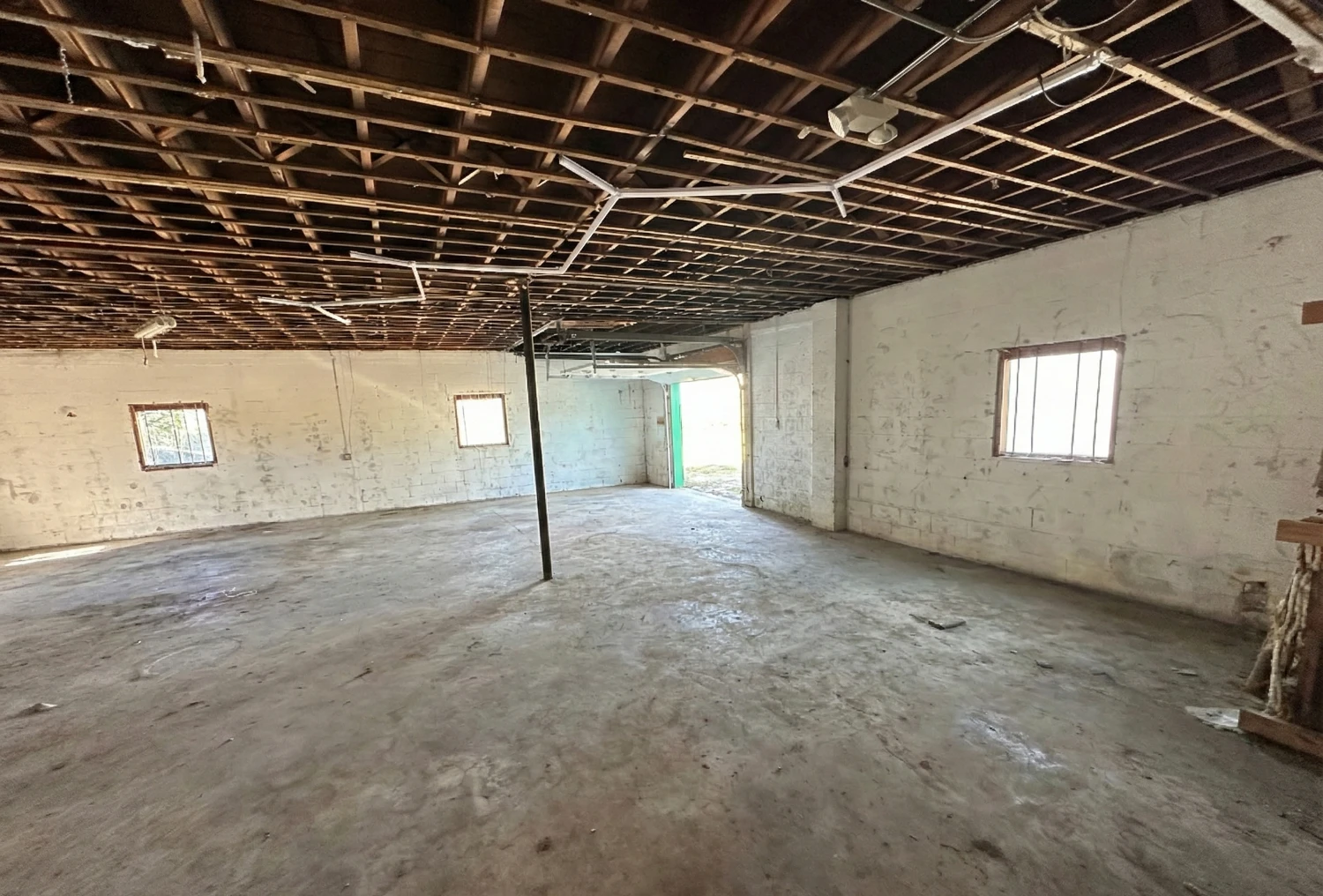 Premier Waterfront Commercial Opportunity | High Visibility US-19 Frontage