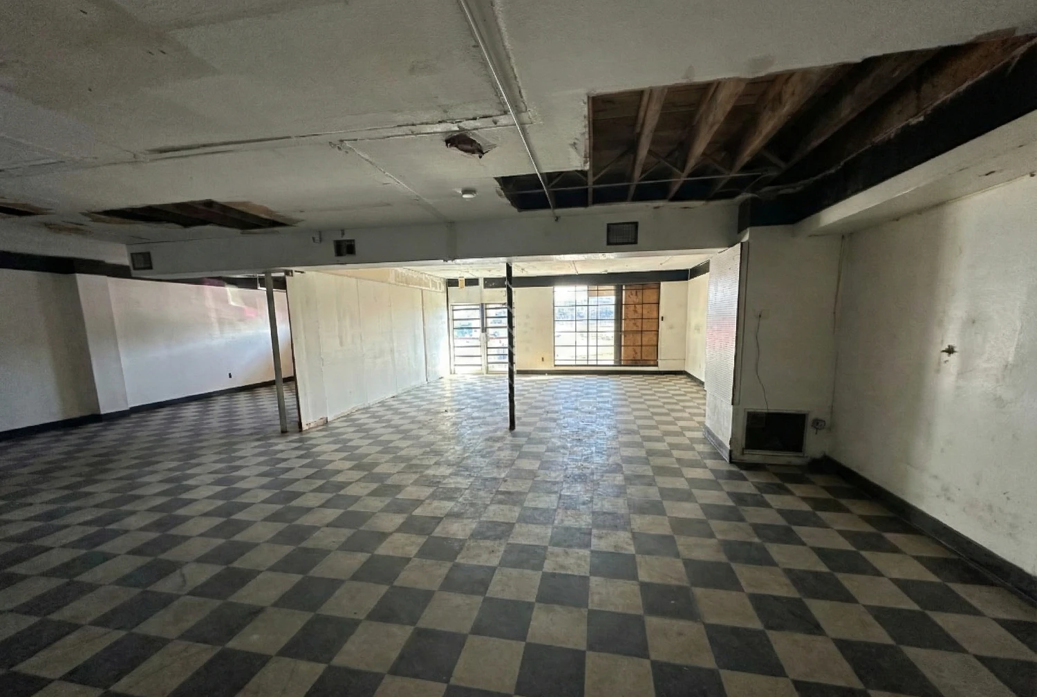 Premier Waterfront Commercial Opportunity | High Visibility US-19 Frontage