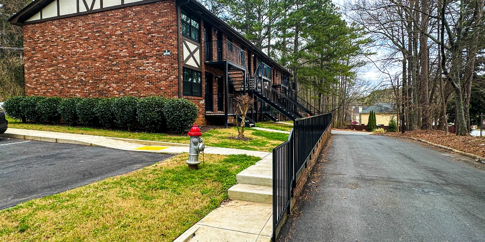 25-Unit Value-Add Multifamily Opportunity | 3 Buildings 