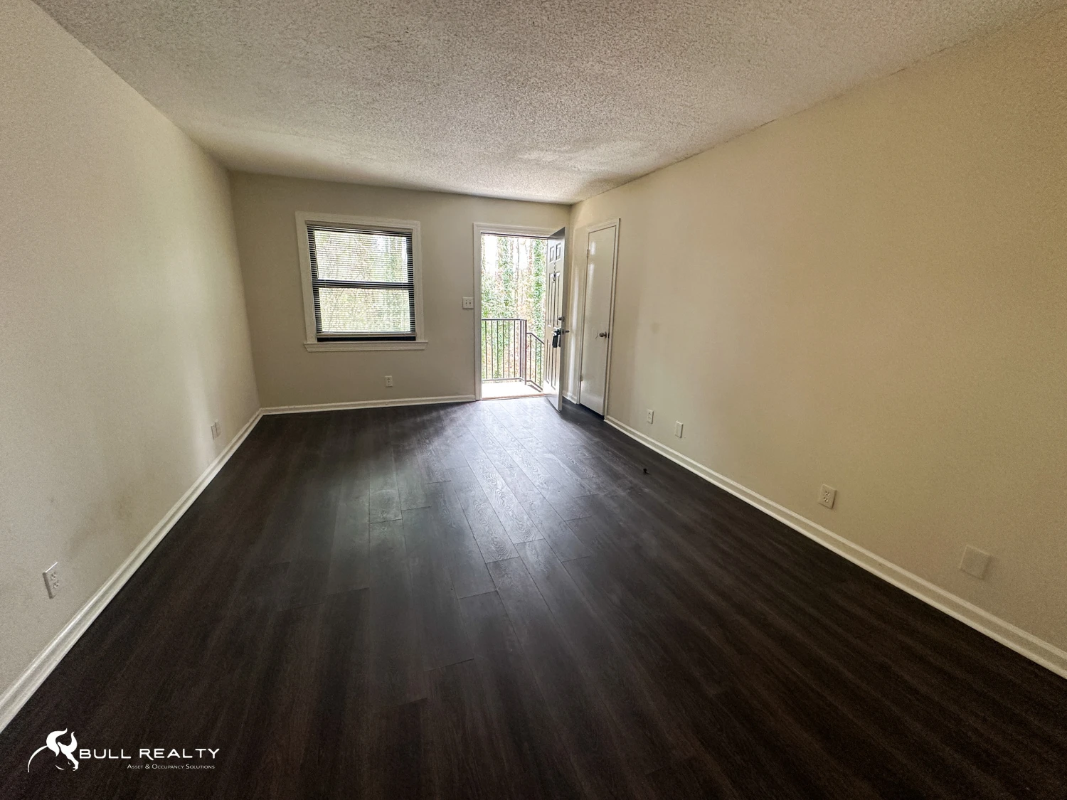 25-Unit Value-Add Multifamily Opportunity | 3 Buildings 