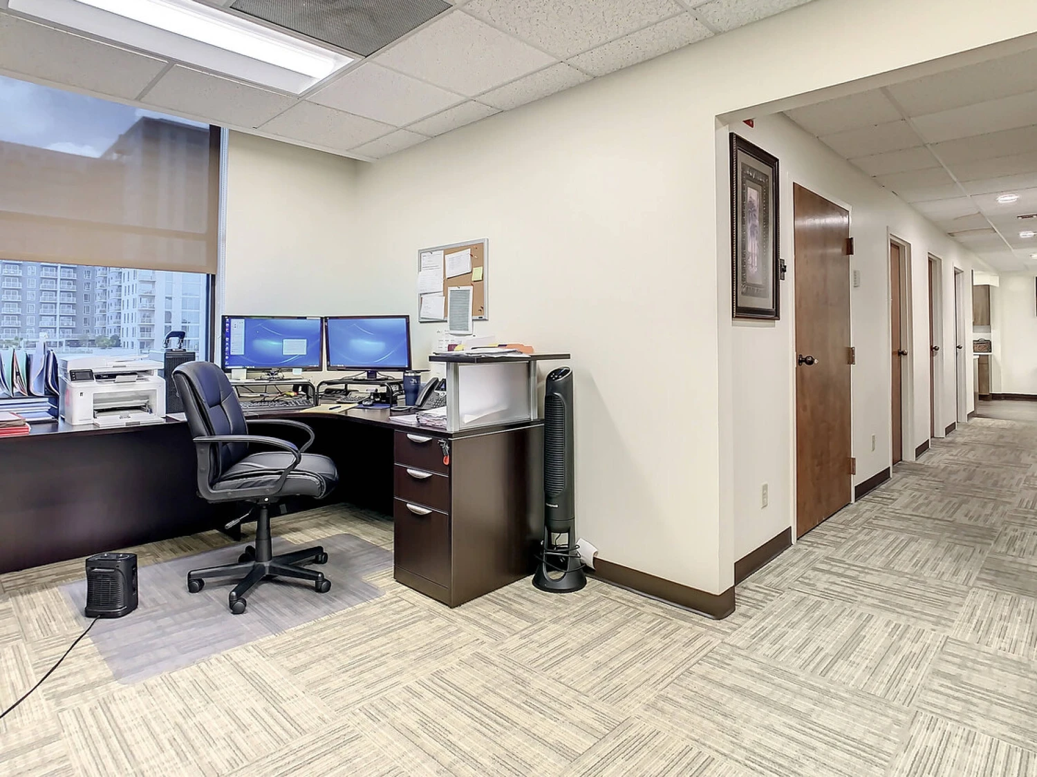 ENTIRE 8TH FLOOR – DOWNTOWN TAMPA TROPHY ASSET