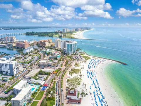 MEDICAL AND PROFESSIONAL OFFICE IN CLEARWATER