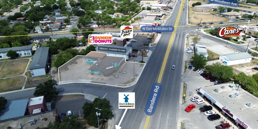 603 Bandera - Corner Restaurant + Apartment | Turnkey Equipment | Validated Corridor