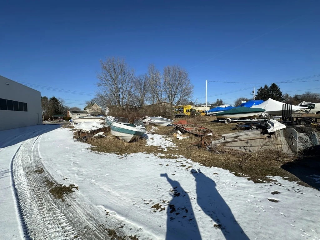 1020 East State St     2500+/- SF Warehouse/Storage Building in Industrial Zoning