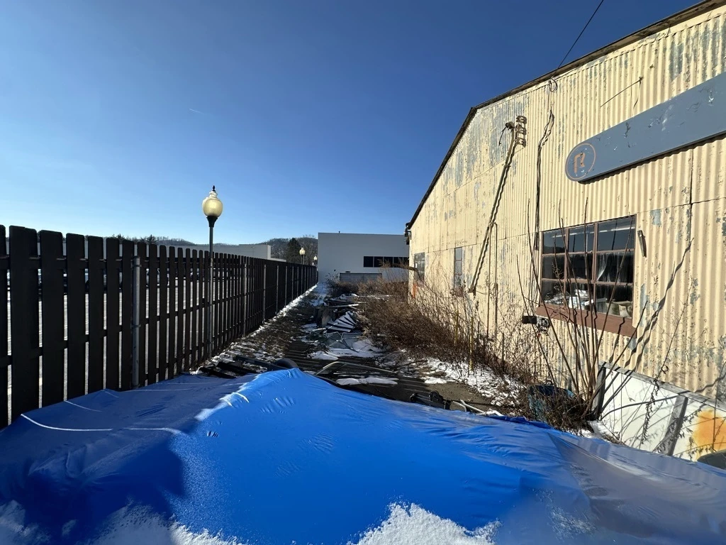 1020 East State St   0.25+/- Parcel Industrial Zoning