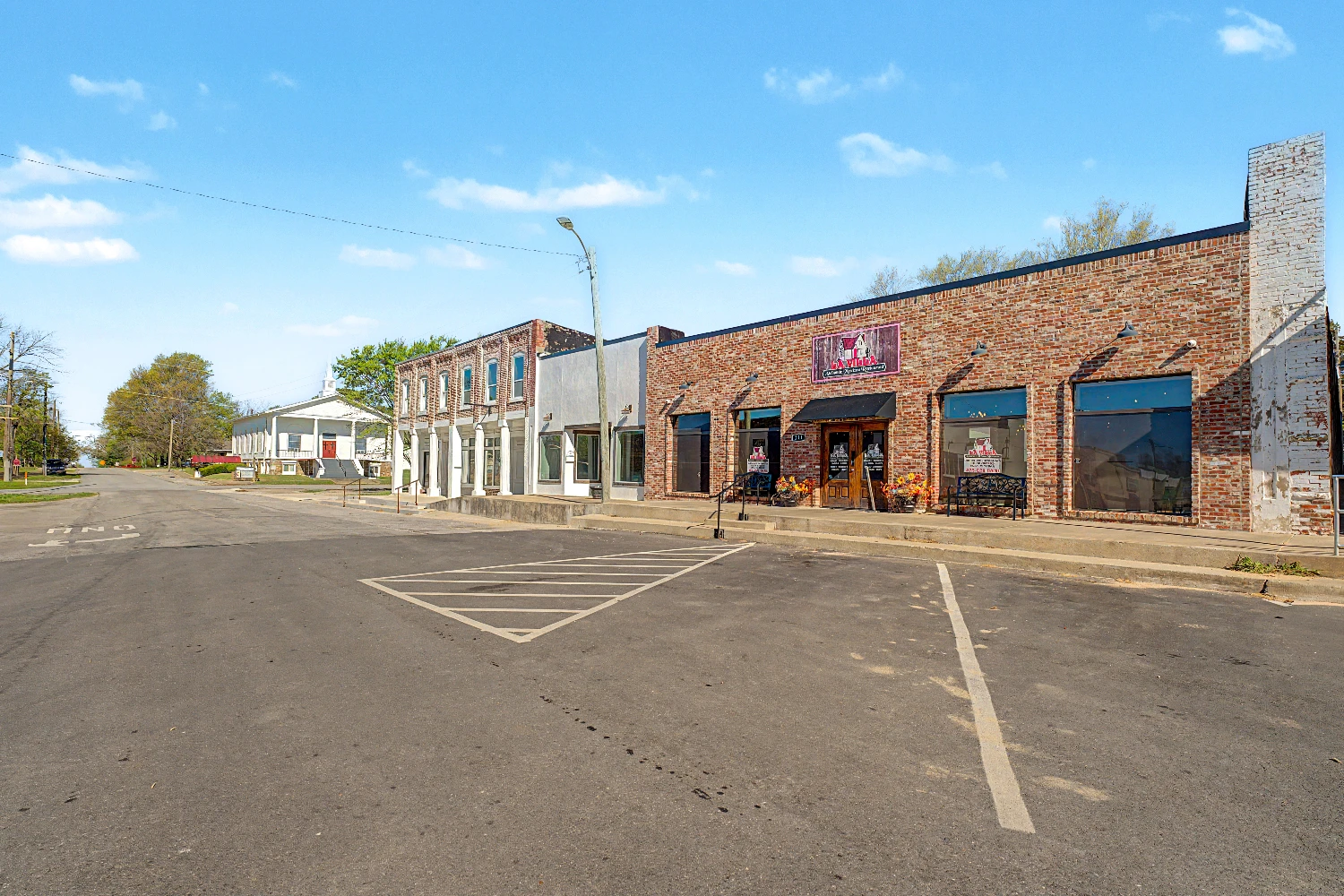 111 W Bean St