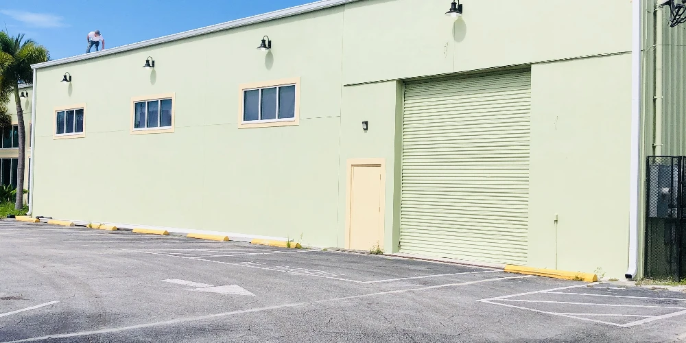 (SELLER FINANCING AVAILABLE!) PRIME SOUTH TAMPA RETAIL BUILDING ON W KENNEDY BLVD. FOR SALE!