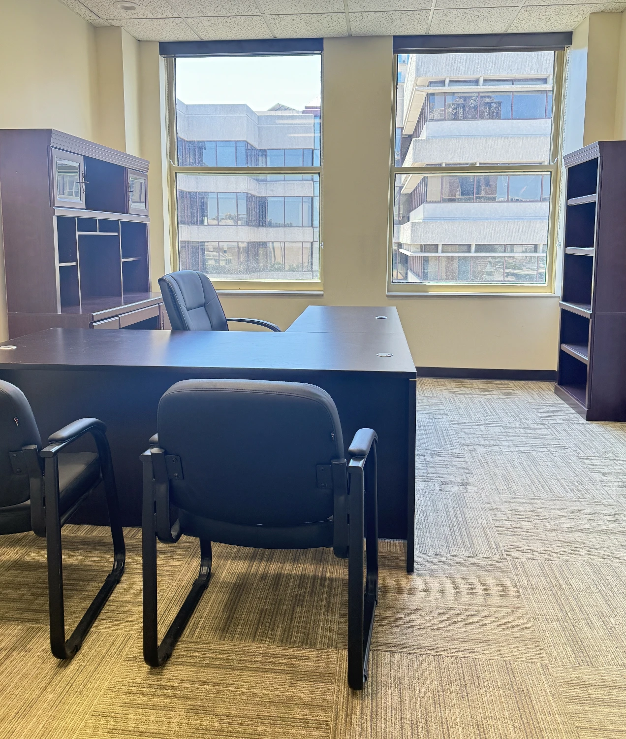 ENTIRE 8TH FLOOR – DOWNTOWN TAMPA TROPHY ASSET