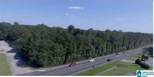 6+ Acre Commercial Parcel in the Heart of Raonoke, AL
