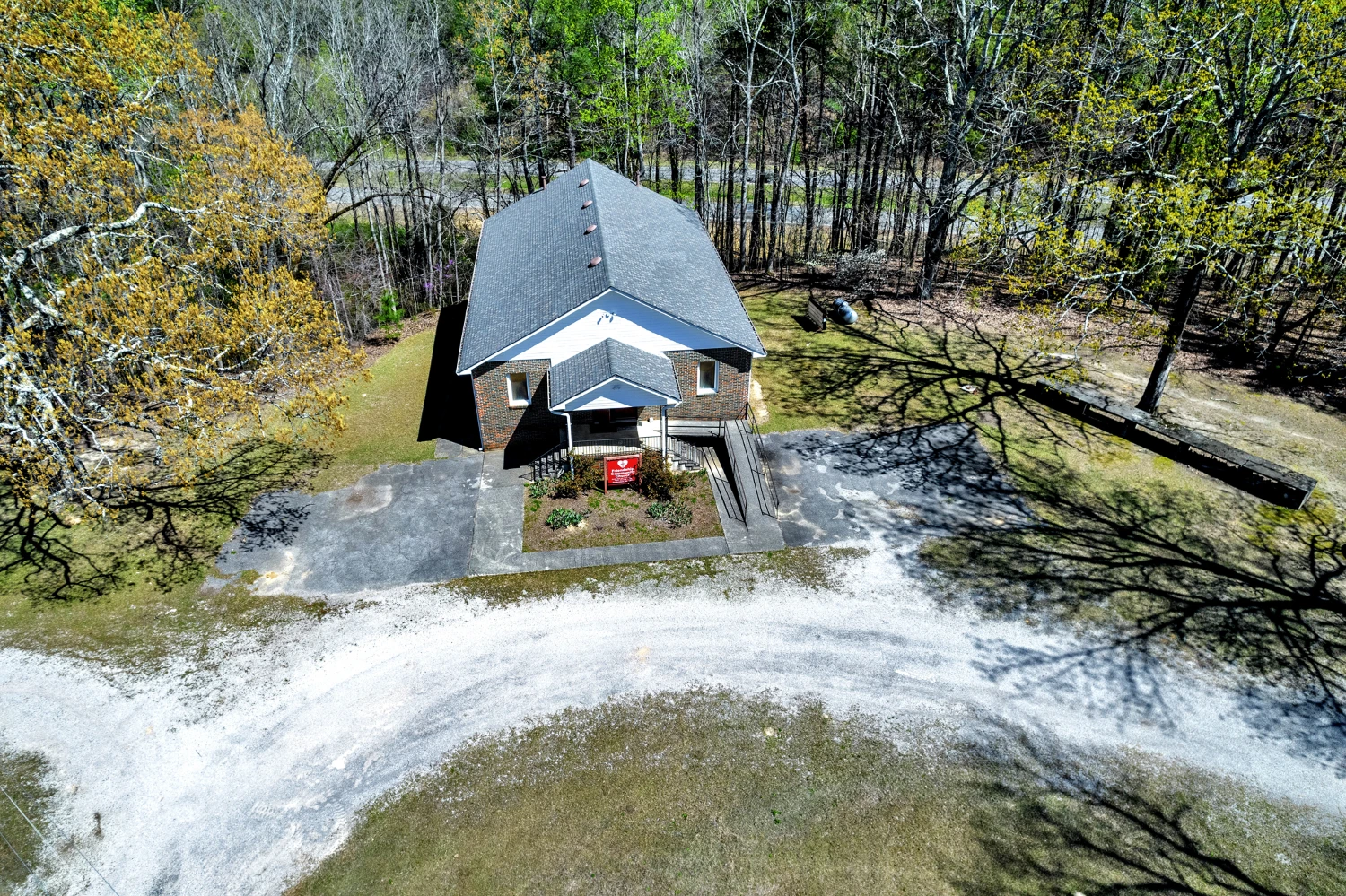 7026 Church Rd, Gardendale, AL 35071