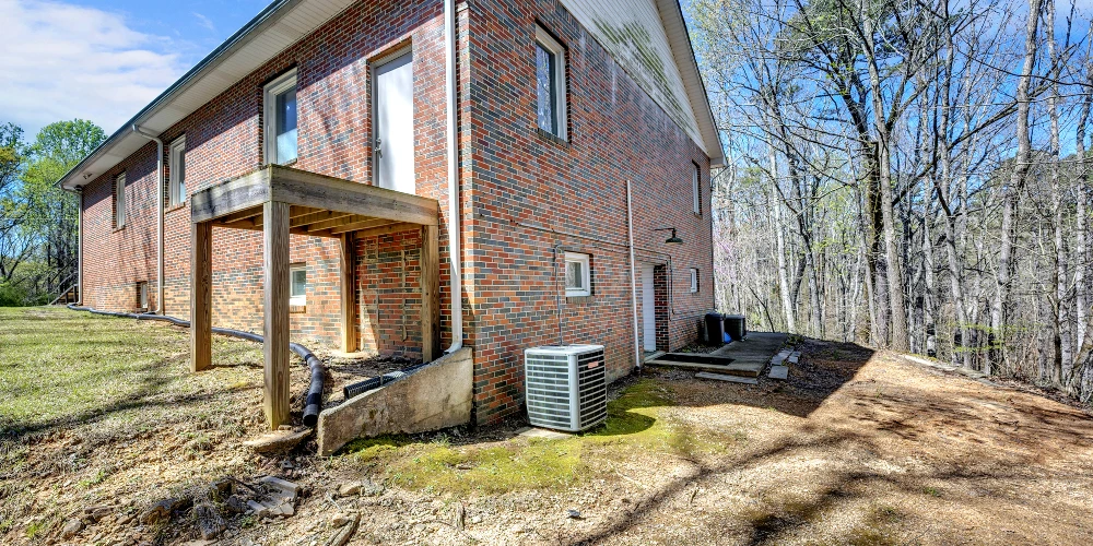7026 Church Rd, Gardendale, AL 35071