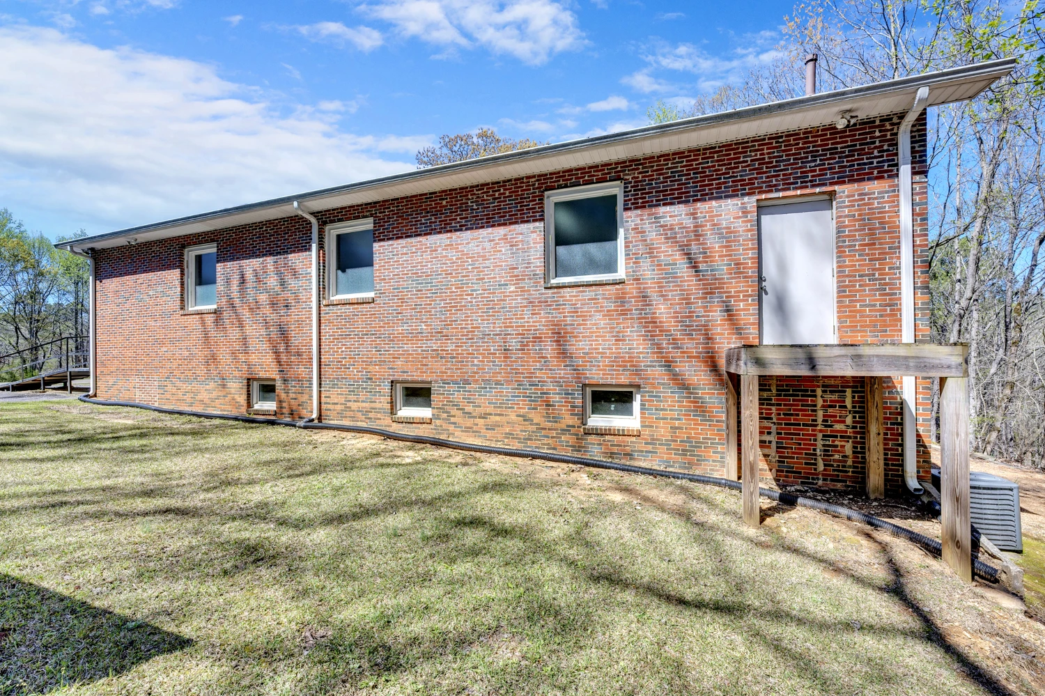7026 Church Rd, Gardendale, AL 35071