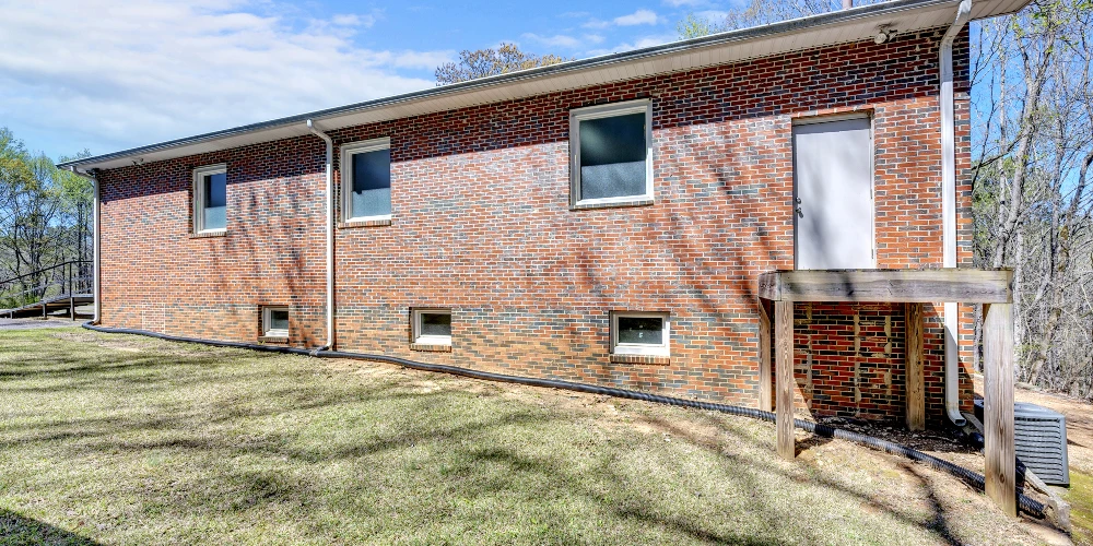 7026 Church Rd, Gardendale, AL 35071